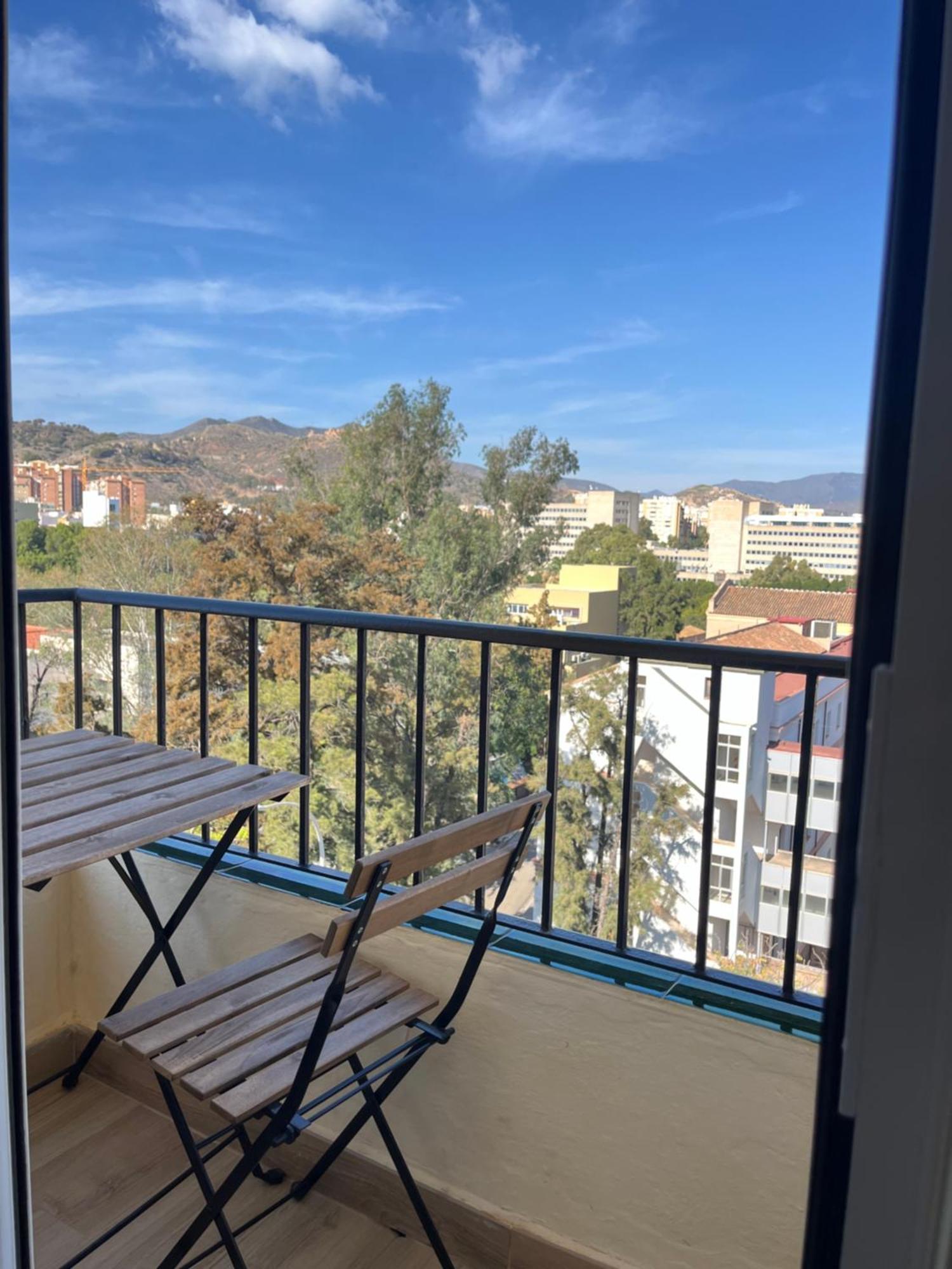Cosy Trinidad Apartment มาลากา ภายนอก รูปภาพ